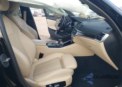 2022 BMW 330I z USA, uszkodzony, nr VIN 3MW5R1J02N8C57073